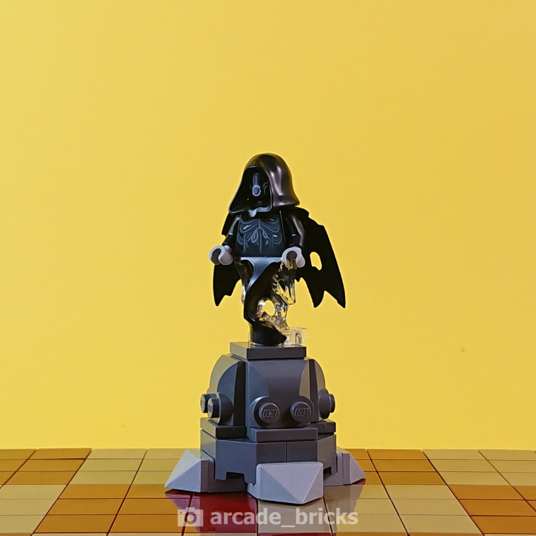 arcade_bricks_chess_hp_6_evil_pawn