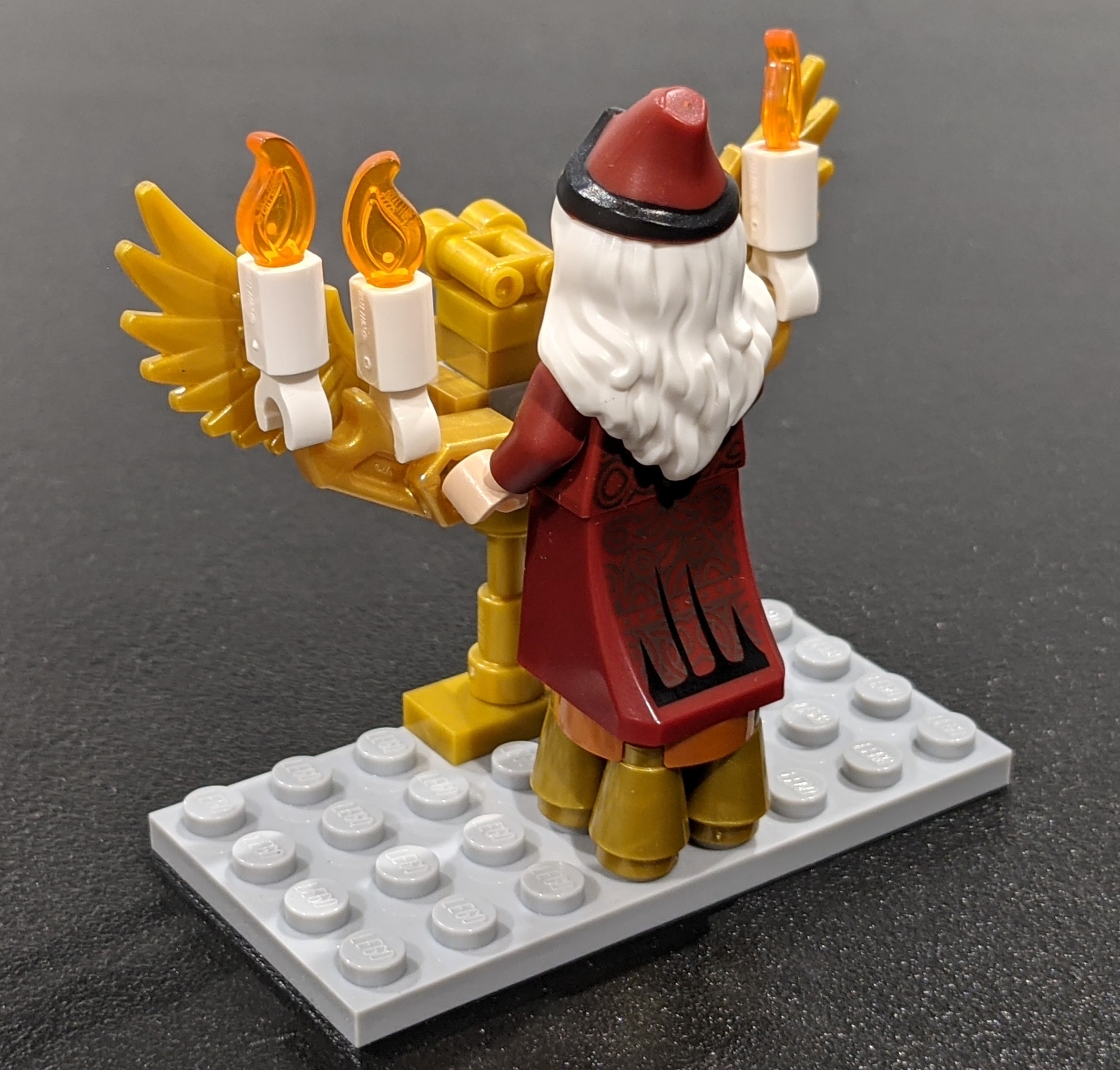 Dumbledore’s lectern – Blockwarts – A LEGO Harry Potter fan site